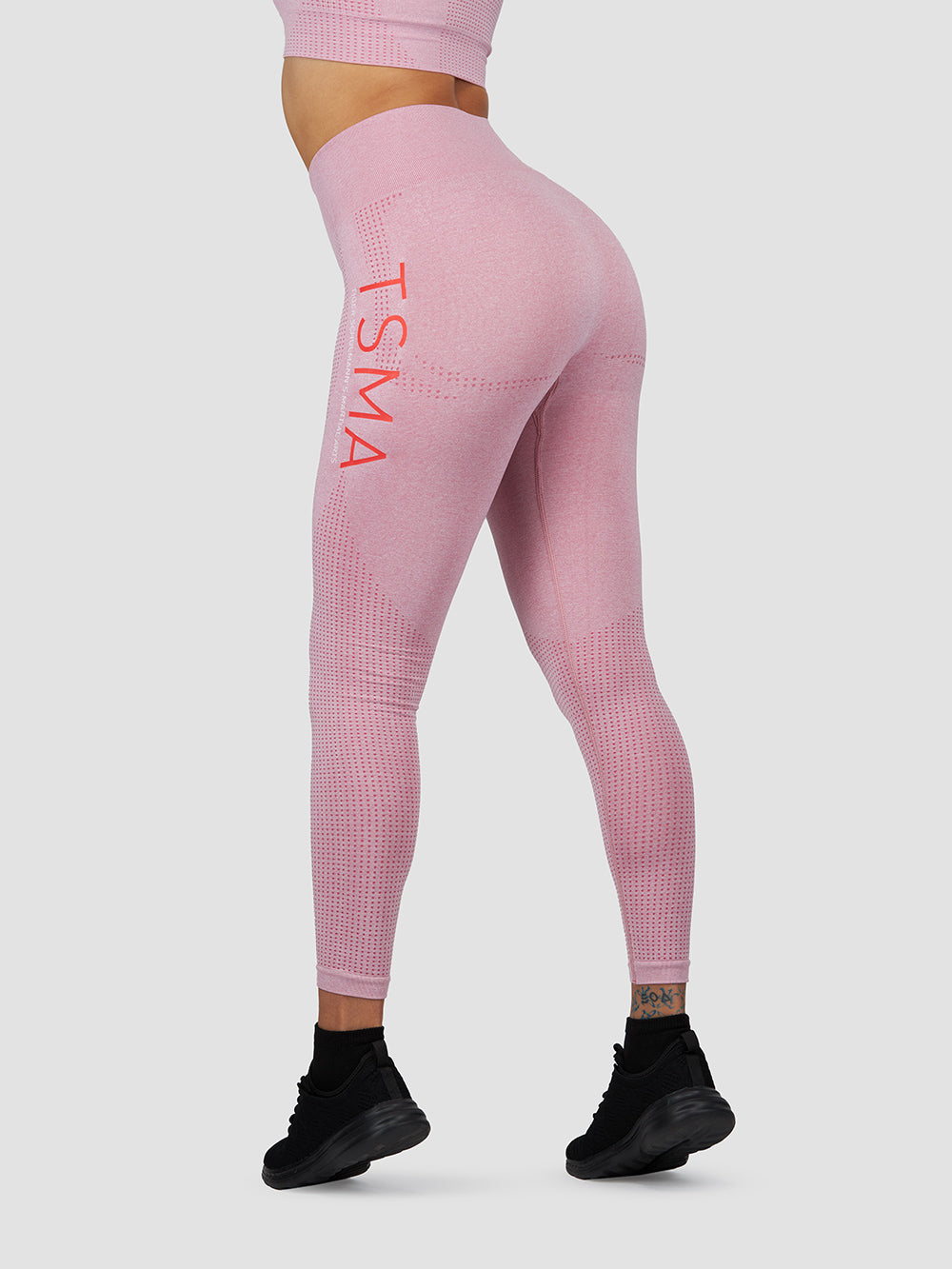 http://www.tigear.com/cdn/shop/products/seamless-leggings-pink-3.jpg?v=1640028766